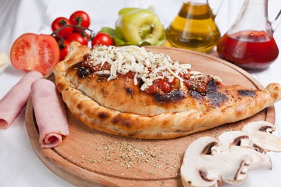 Calzone món ăn ngon ở Ý