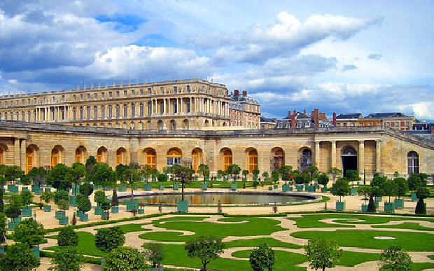 Lâu đài Versailles