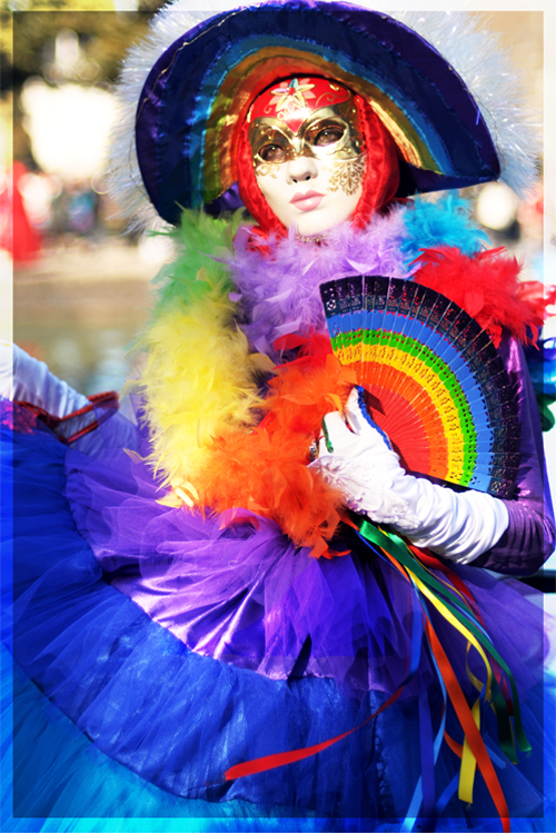 Pháp rực rỡ sắc màu trong carnaval Annecy