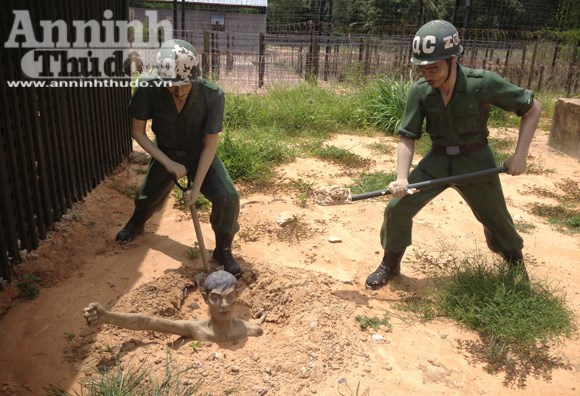 Những kiểu tra tấn man rợ nhất tại nhà tù Phú Quốc