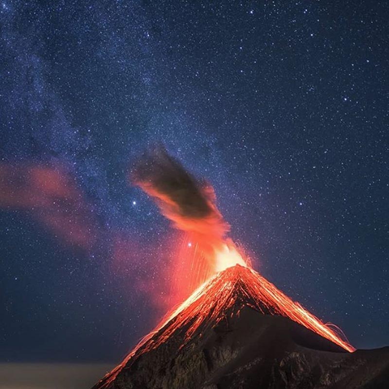 Khoảnh khắc tuyệt đẹp trên thế giới ghi lại trong những bức ảnh