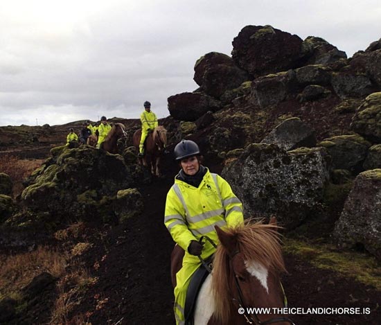 Dạo quanh xứ tuyết Iceland 