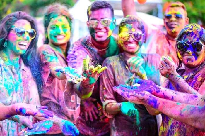 lễ hội mùa xuân Ấn Độ - Khắp nơi ngập tràn sắc màu khi tham gia lễ hội Holi