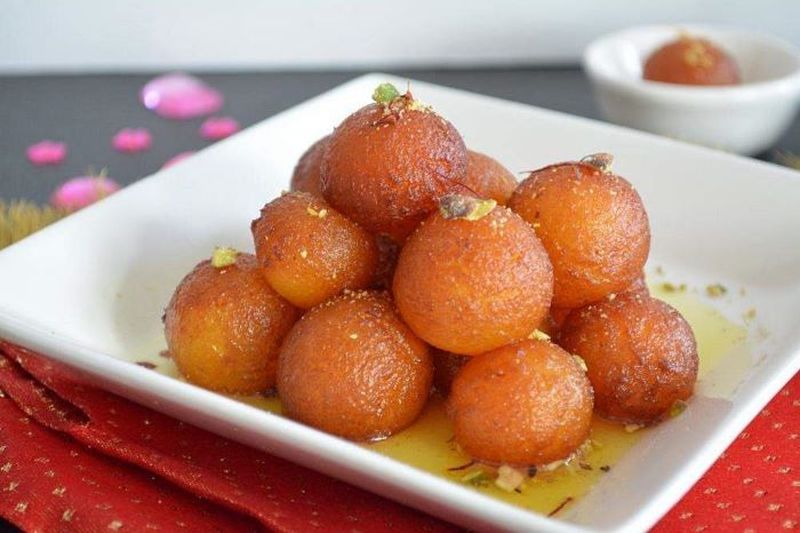 Gulab Jamun là món ăn Ấn Độ có hương vị rất hấp dẫn