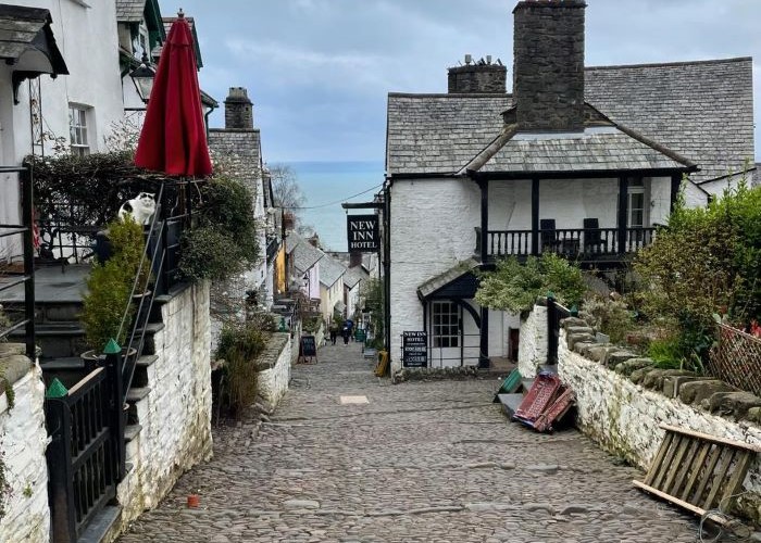 Làng Clovelly ở Anh: Đây có phải là ngôi làng đẹp nhất ở Devon?