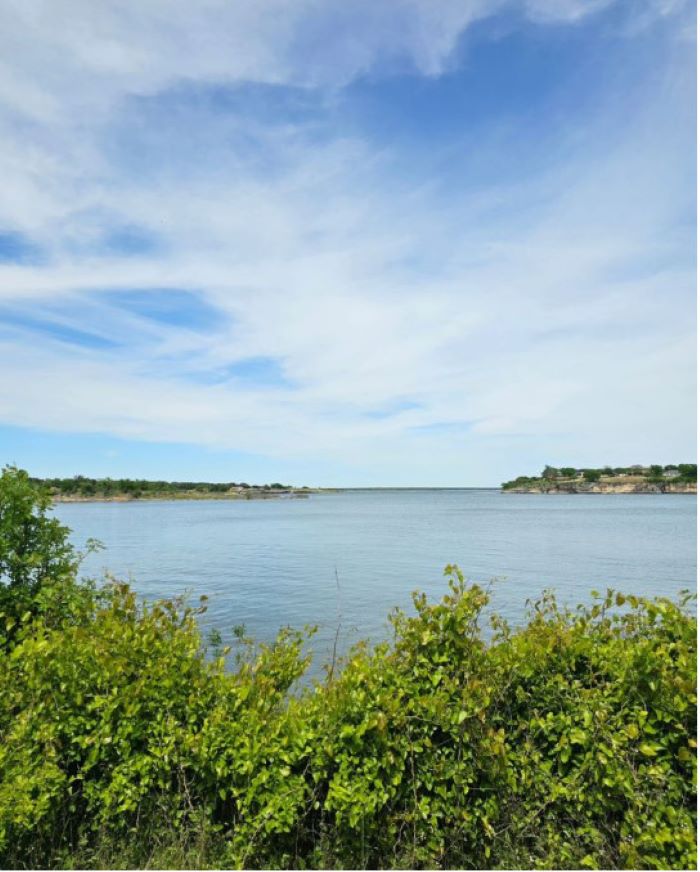 Hồ Witney yên bình phù hợp cho chuyến dã ngoại