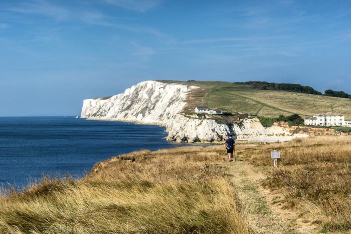 Con đường ven biển Isle Of Wight với quang cảnh cực đẹp