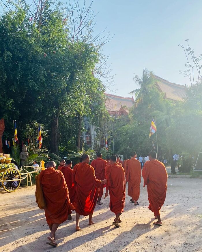Chùa có trường trung học Phật giáo - nơi các nhà sư hoàn thành việc học của mình