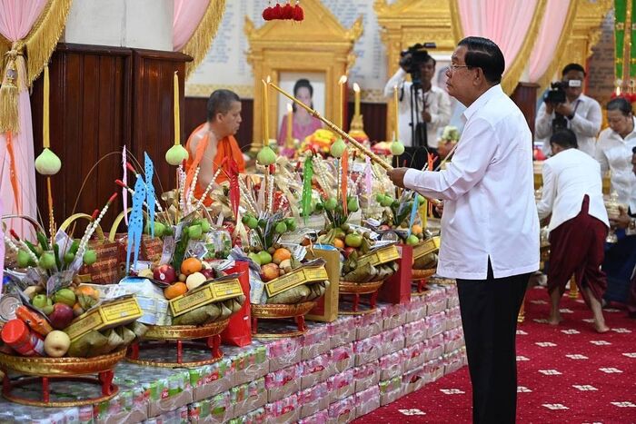 Lễ hội ở Campuchia - ngày lễ tổ tiên