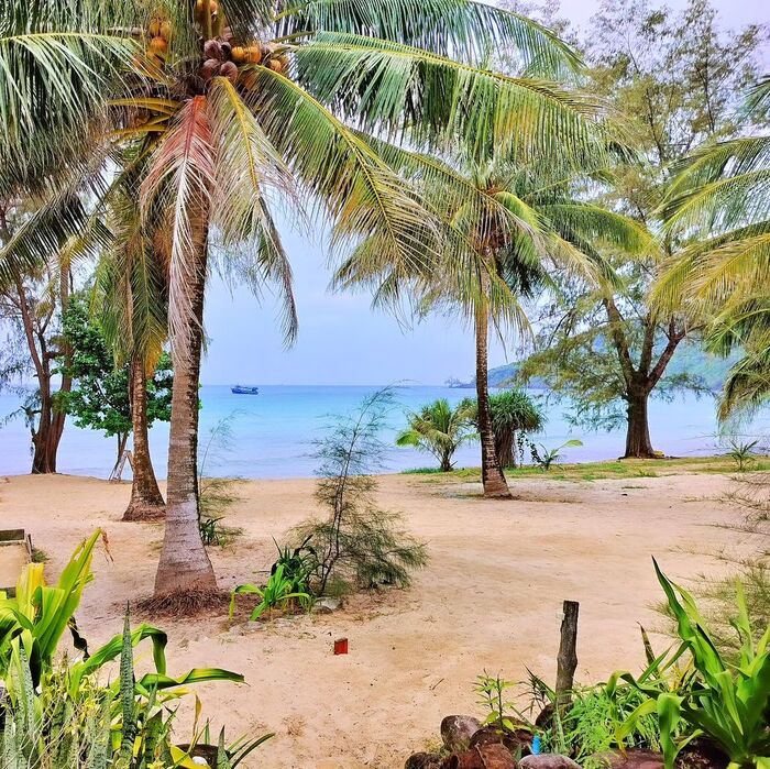 Bãi biển Campuchia Lazy mang đến cho du khách nhiều trải nghiệm hấp dẫn