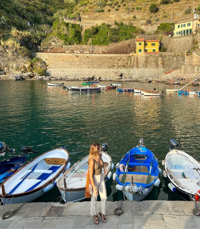 Cinque Terre là đi bộ đường dài giữa các làng để ngắm cảnh đẹp tại đây