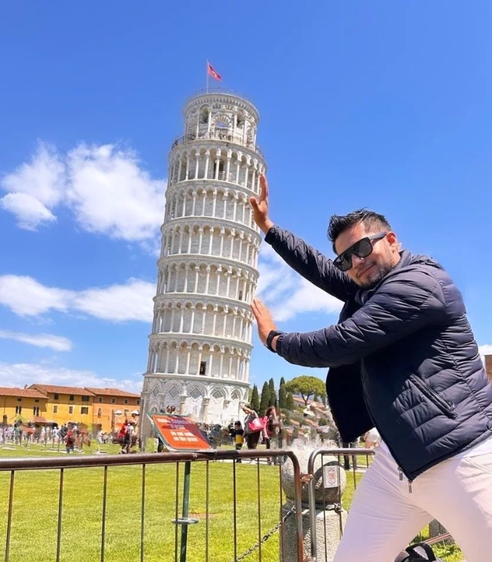 Sự độc đáo của tháp Pisa không chỉ nằm ở kiến trúc mà còn ở câu chuyện lịch sử đằng sau