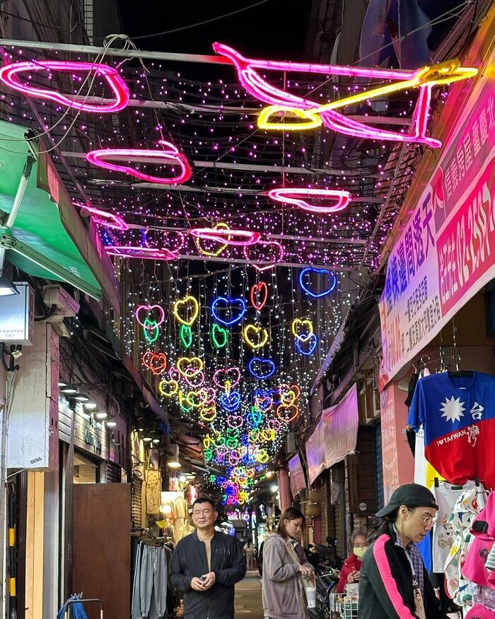 Trải nghiệm chợ đêm Đài Loan Shilin đầy hấp dẫn