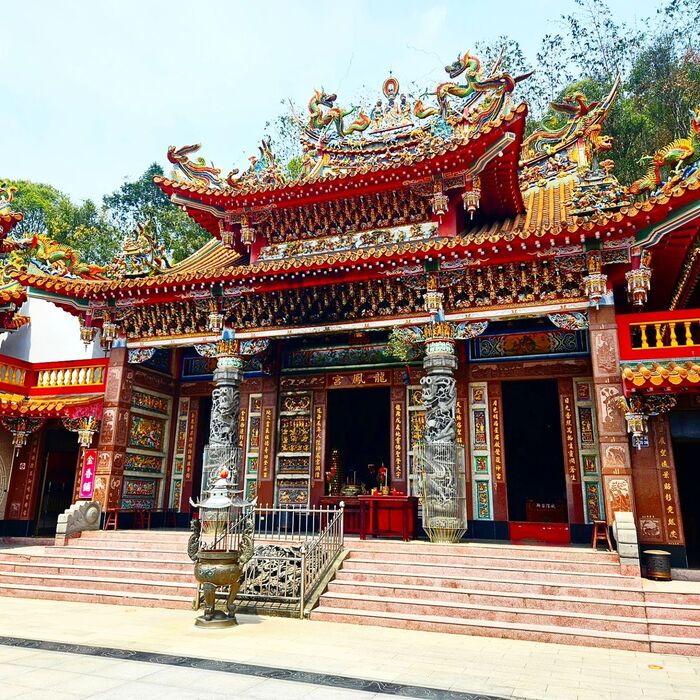 Miếu Văn Võ Đài Loan thu hút đông đảo du khách