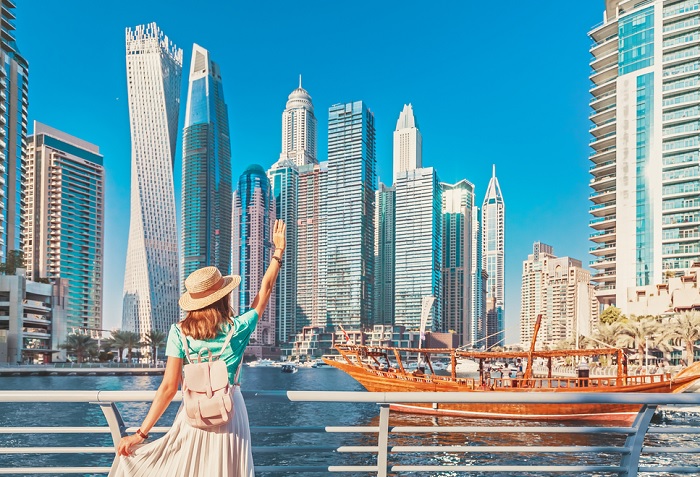  Du lịch Dubai cần chuẩn bị gì? Chọn thời tiết mát mẻ 