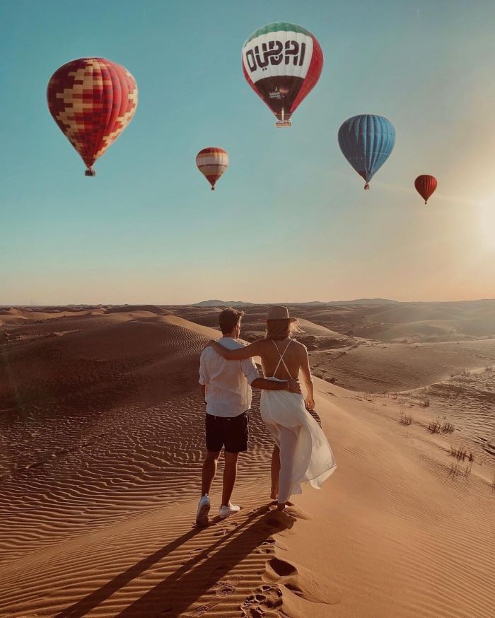 Trải nghiệm khinh khí cầu trên sa mạc