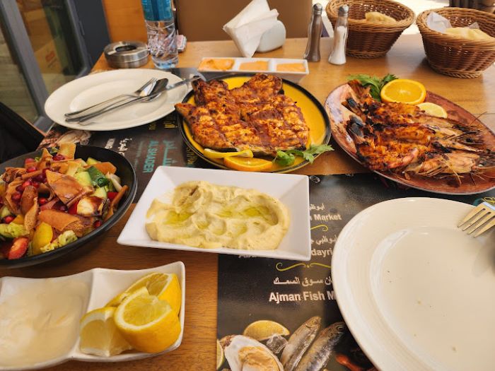 Nhiều món ăn hấp dẫn để bạn thưởng thức Al Shader Restaurant & Grill