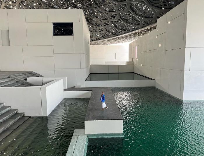 Khám phá Bảo tàng Louvre Abu Dhabi ở đảo Saadiyat