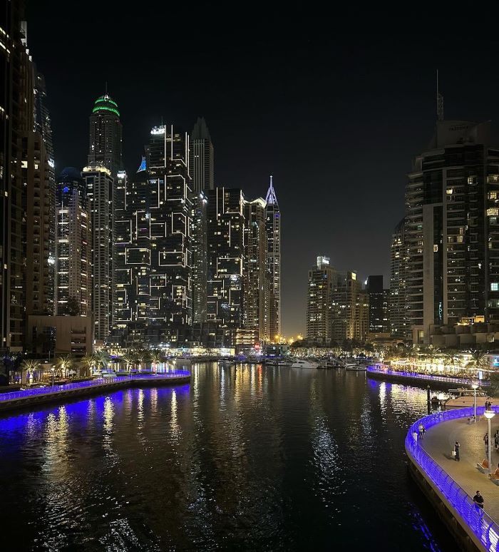 Ngắm nhìn Dubai Marina về đêm tráng lệ, khung cảnh tuyệt đẹp