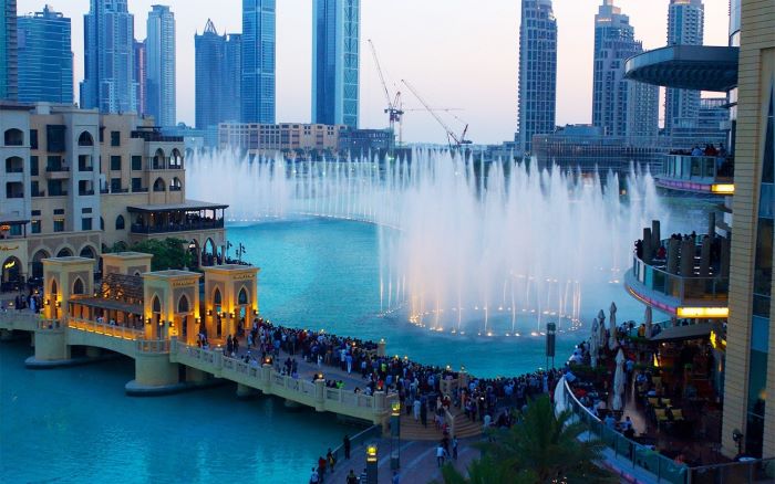 Mãn nhãn với màn biểu diễn của nhạc nước Dubai Festival City