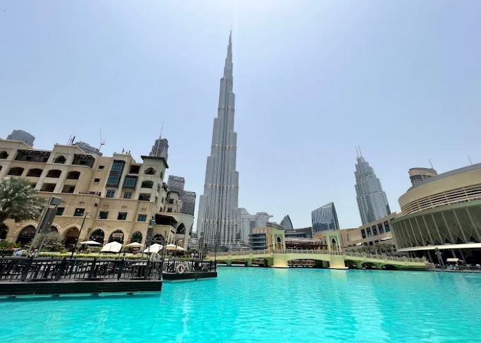 Thời gian lý tưởng để ghé thăm Burj Khalifa là khi nào?