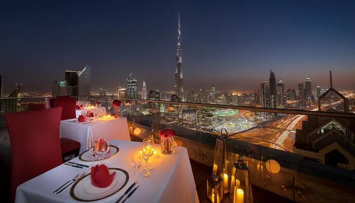 Tận hưởng ẩm thực tại các nhà hàng nổi tiếng ở Dubai