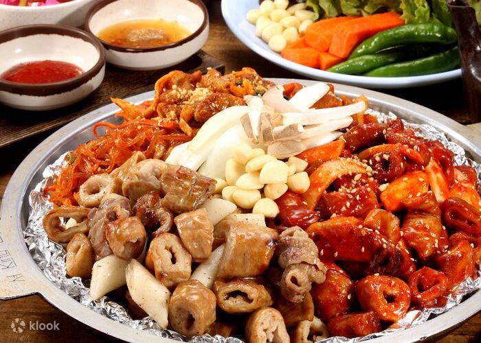 Lòng nướng Gobchang Hàn Quốc: Mê mẩn món ăn đặc sản hấp dẫn