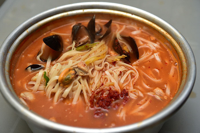 Mỳ Guryongpo thơm ngon hấp dẫn (Nguồn: yeongnam.com)