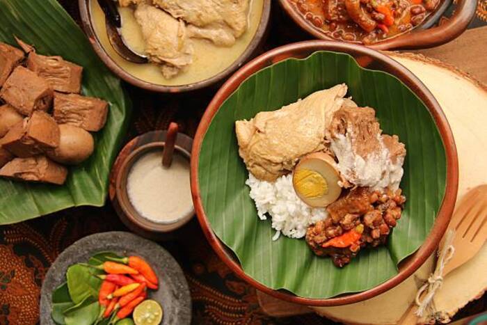 Du lịch thành phố Yogyakarta Indonesia trải nghiệm ẩm thực độc đáo