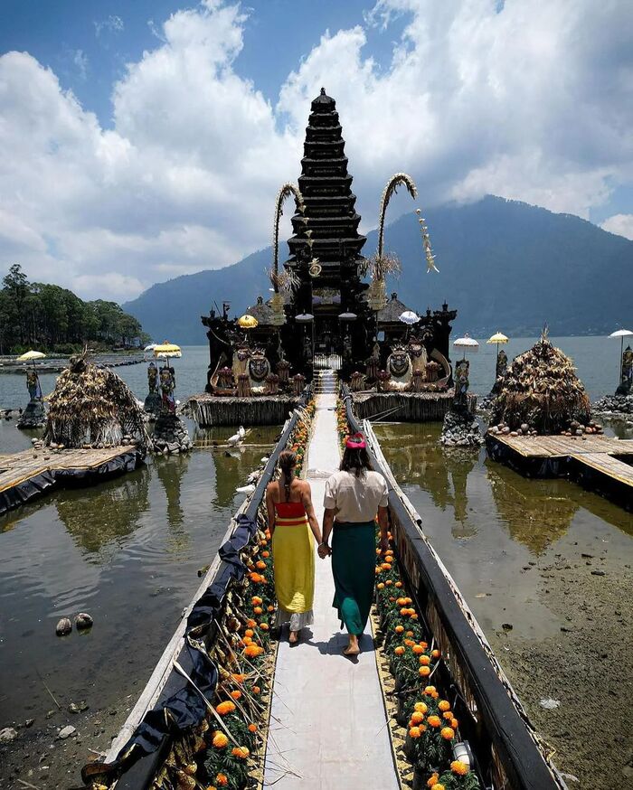 Khám phá văn hóa khi du lịch đảo Bali Indonesia 