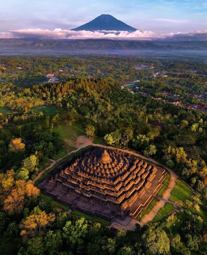 du lịch Medan Indonesia tham quan chùa Borobudur