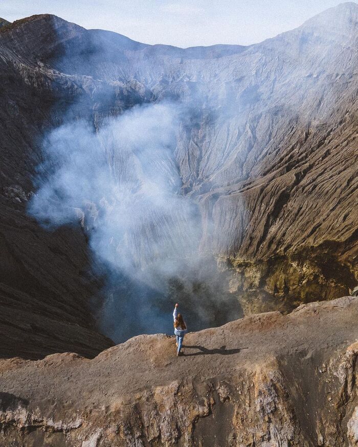 chiêm ngưỡng cảnh đẹp trên miệng núi lửa Bromo