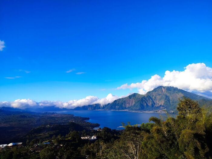 Tham quan hồ Batur khi đến làng Kintamani Indonesia