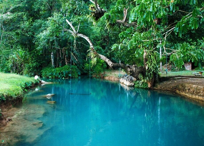 3 lý do bạn nên ghé thăm đầm Blue Lagoon Lào mùa hè này