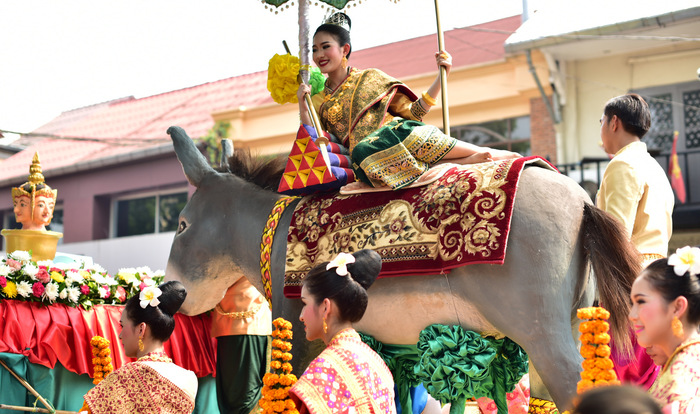 Tết Lào Boun Pi Mai