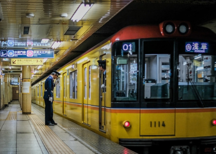 Du lịch Nhật Bản - Tàu điện ngầm Tokyo Metro ở Nhật Bản
