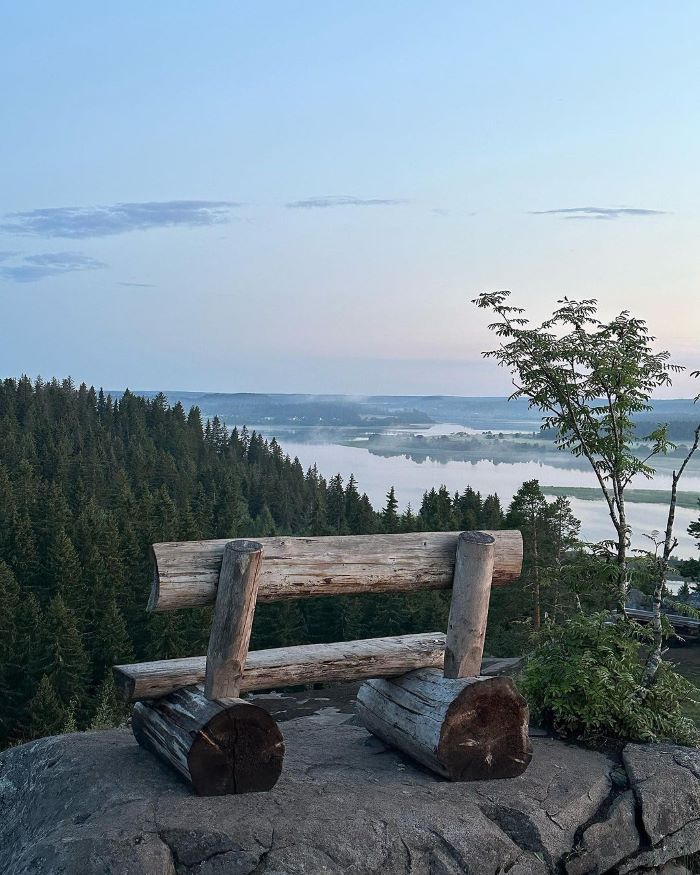 Đứng trên cao và ngắm nhìn thiên nhiên ở Karelia