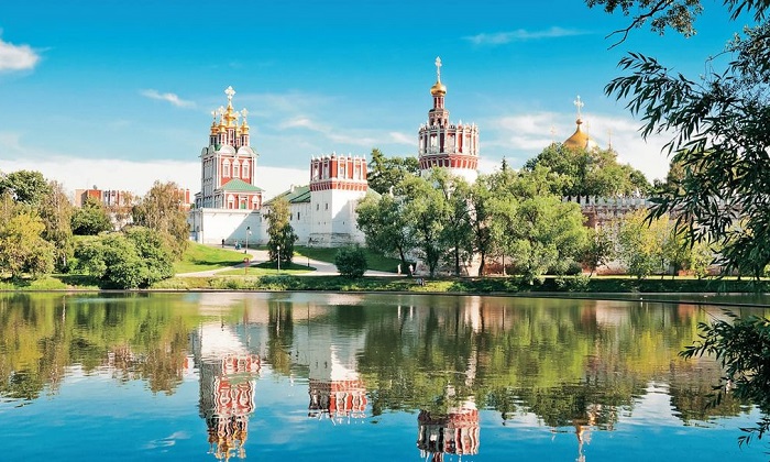 Địa điểm được UNESCO công nhận ở Nga - Tu viện Novodevichy được chụp từ xa