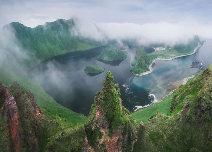 Hồ Kuril ở Nga – Điểm tham quan ở Vương quốc Gấu Nâu