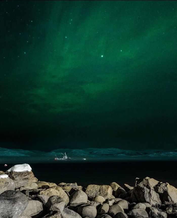 Bạn có thể đến ngắm Bắc Cực quang ở Murmansk ngay trên biển Barents