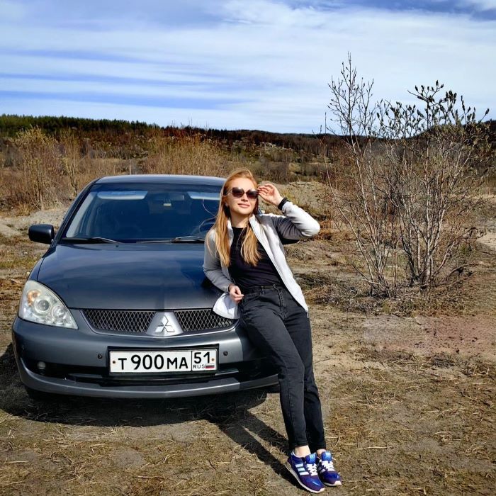 Bạn có thể di chuyển trong Murmansk bằng ô tô