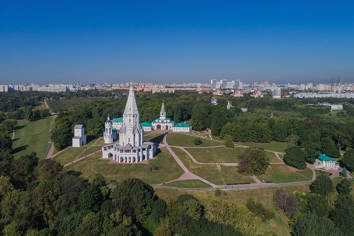 Quang cảnh công viên Kolomenskoye khi nhìn từ trên cao xuống