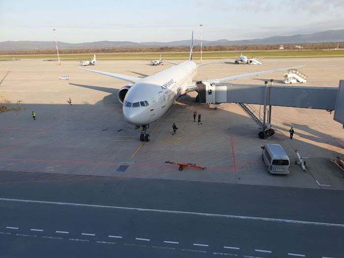 Máy bay là phương tiện di chuyển dễ dàng đến du lịch Vladivostok Nga