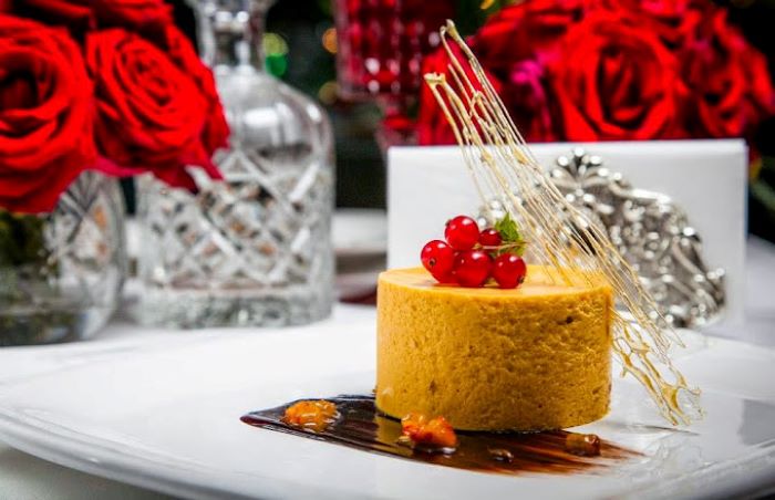 Món bánh ngọt hấp dẫn thực khách ở Grand Café Dr. Zhivago