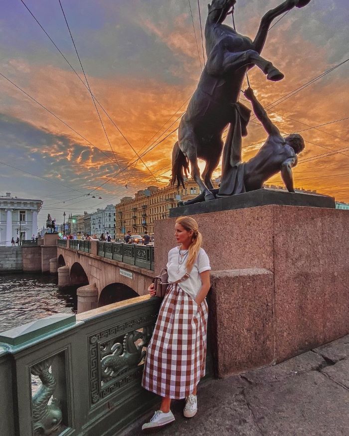 Những chú ngựa là điểm nhấn của cầu nổi bật ở St. Petersburg - Cầu Anichkov