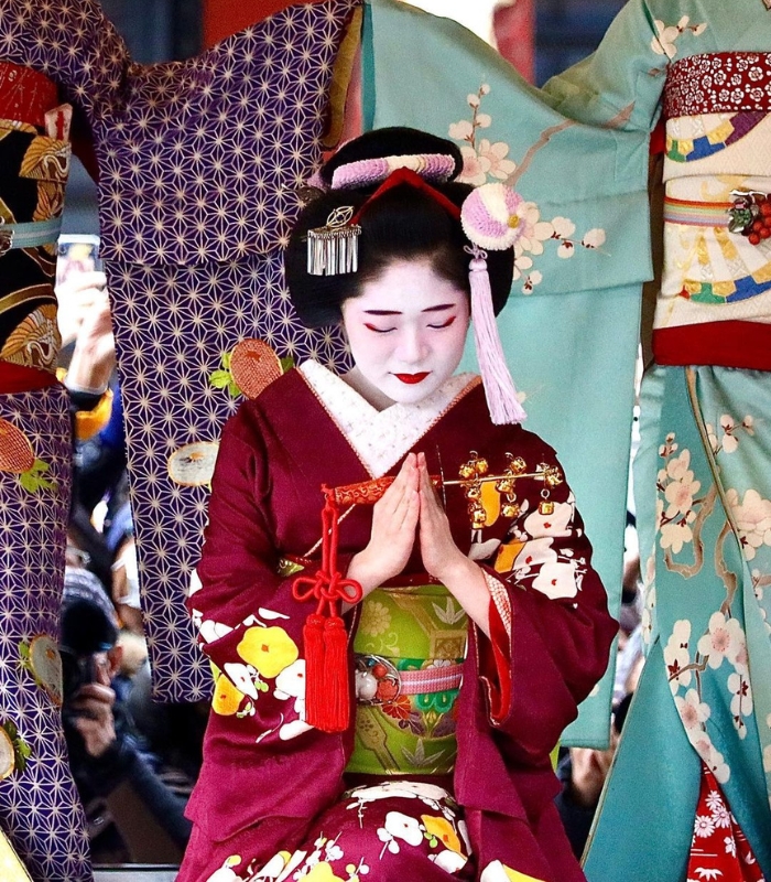 Phố Gion sẽ mang đến cho bạn nét đẹp truyền thống và văn hóa Kyoto