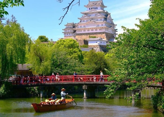 Lâu đài Himeji vẫn giữ nguyên vẹn vẻ đẹp tráng lệ qua thời gian