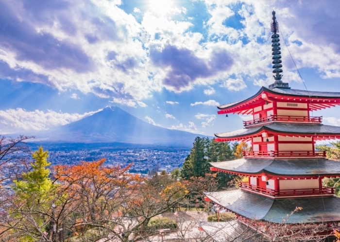 Chùa Arakura Fuji Sengen là một ngôi đền nằm ở sườn núi Arakura