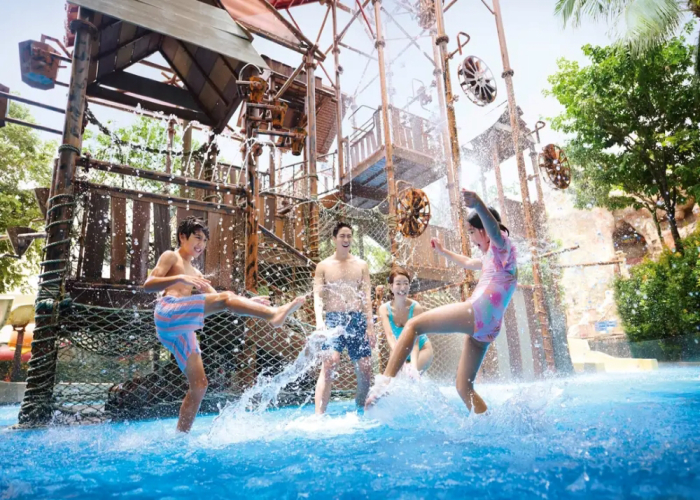 Thỏa sức vui chơi tại Adventure Cove Waterpark Singapore