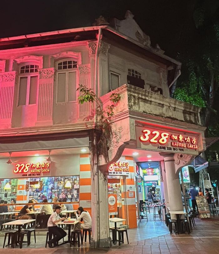 Đến 328 Katong Laksa để thưởng thức món ăn ở Singapore Miến Laksa